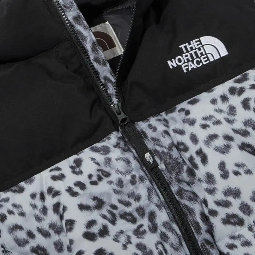 [BUNJANG] The North Face Novelty Nuptse Leopard Print Puffer Jacket / 오늘만)노스페이스 우먼 화이트라벨 노벨티 눕시 패딩 레오파드 프린트 실버