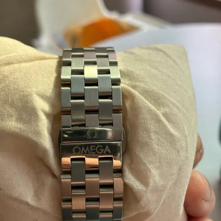 [BUNJANG] Omega cal 1370 Vintage Quartz Watch / 오메가 cal 1370빈티치 쿼츠