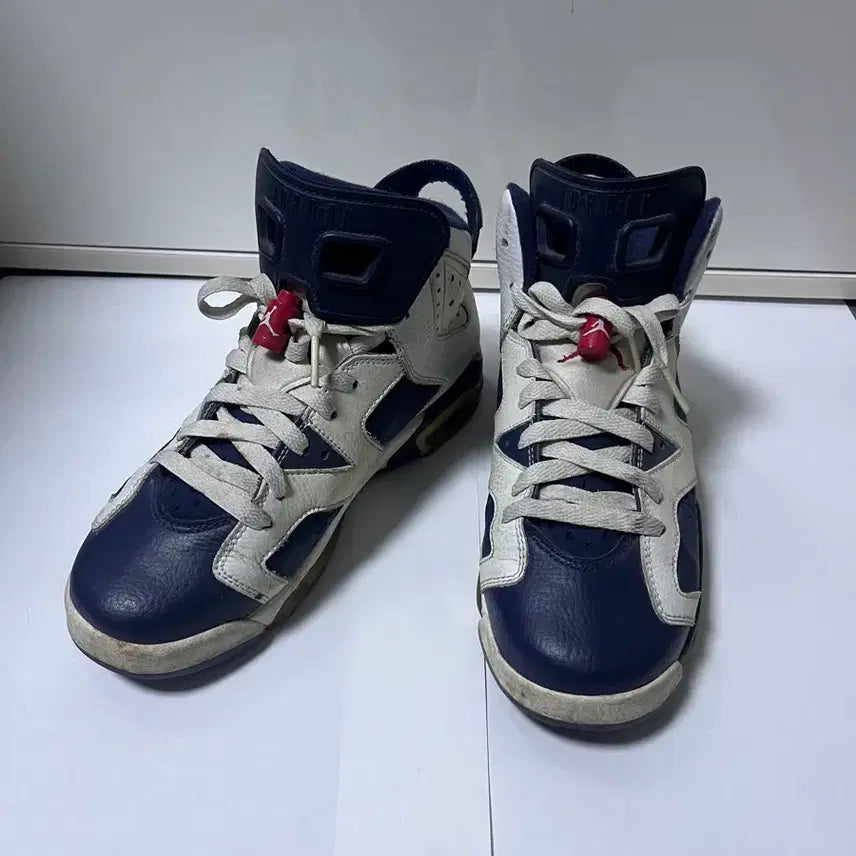 [BUNJANG] Air Jordan 6 Retro GS Sneakers / 에어조던 6 레트로 gs 5