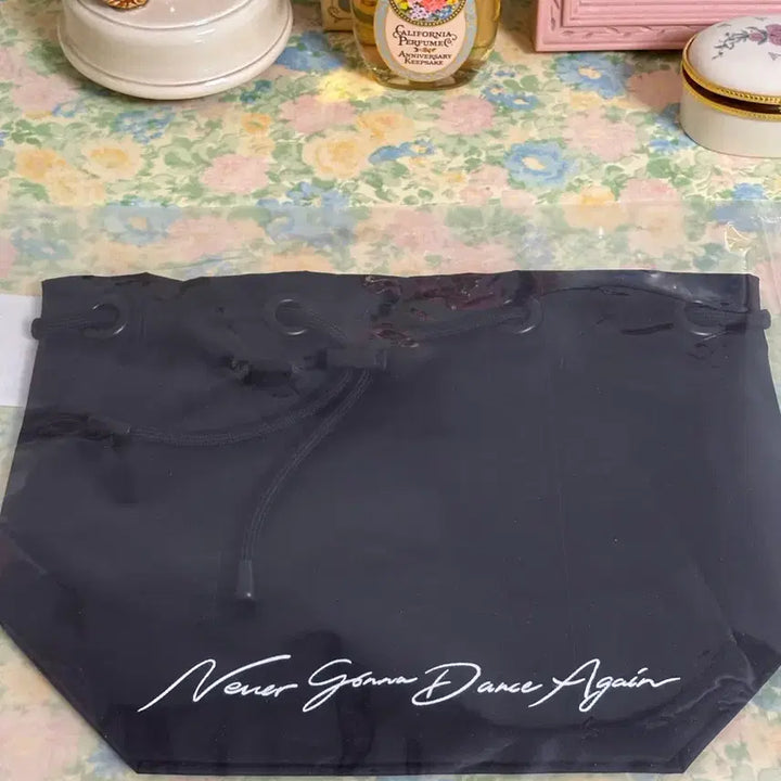 [BUNJANG] Taemin N.G.D.A Pouch / 태민 비욘드라이브 N.G.D.A 굿즈 파우치 새제품