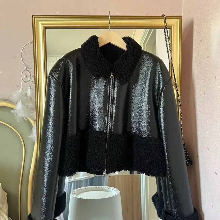 [BUNJANG] Enamel Fleece Jacket / 에나멜양털집업자켓