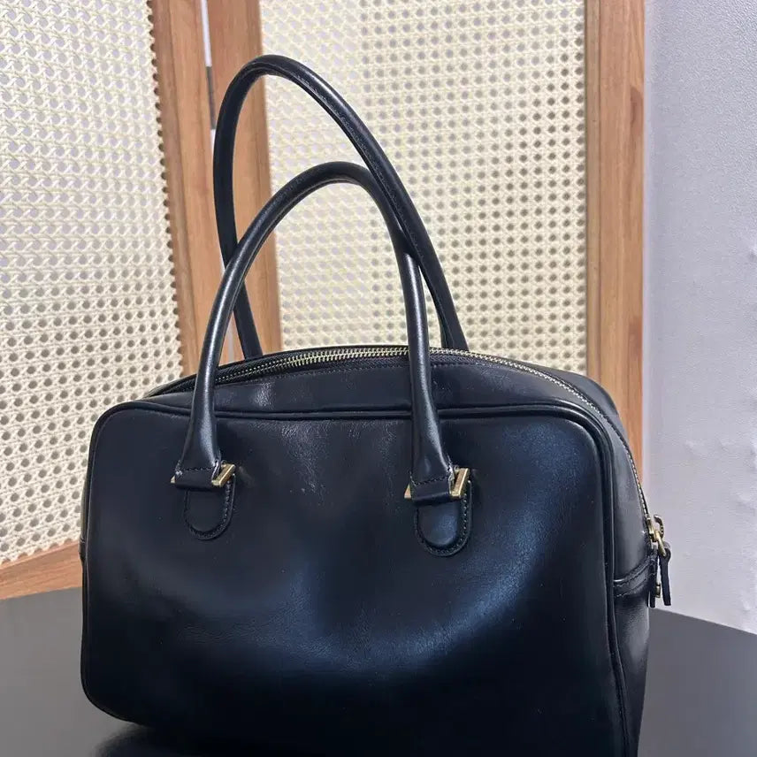[BUNJANG] Sienne Leather Shoulder Bag / 시엔느 레더 숄더백