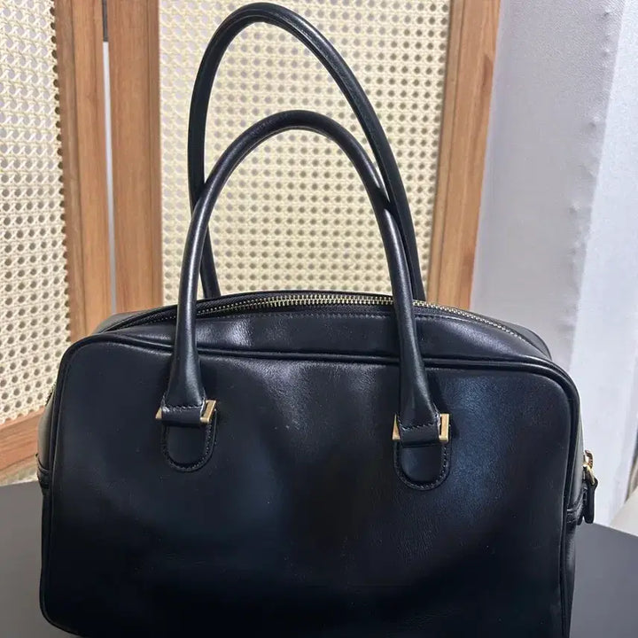 [BUNJANG] Sienne Leather Shoulder Bag / 시엔느 레더 숄더백