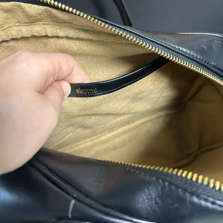[BUNJANG] Sienne Leather Shoulder Bag / 시엔느 레더 숄더백