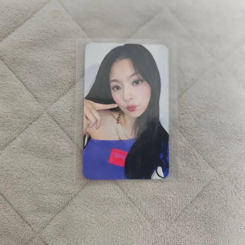 프로미스나인 블립 팬싸인회 특전 이나경 포카 팝니다.