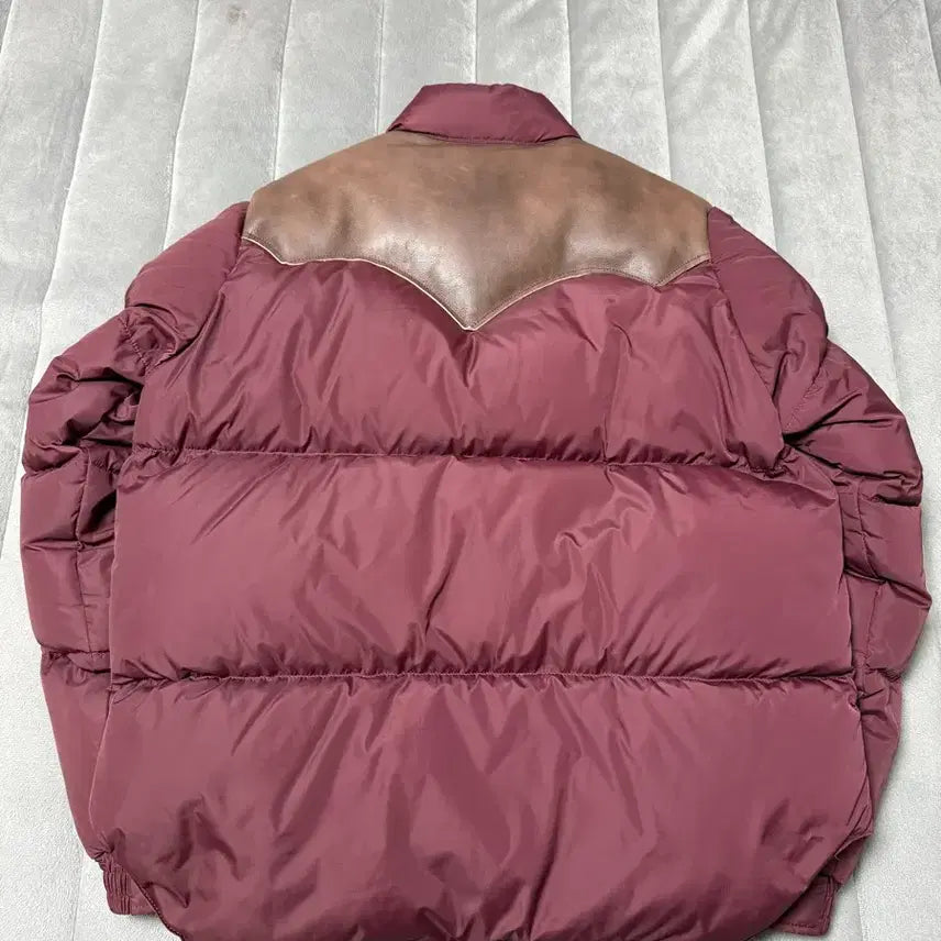 [BUNJANG] Rocky Mountain Padded Jacket (42) / 록키마운틴 패딩 (42)