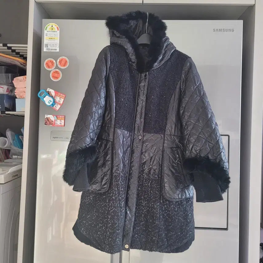 [BUNJANG] Sysmax Black Quilted Hooded Long Coat / 시스막스 렉스트리밍 블랙 퀼팅 후드 롱 코트