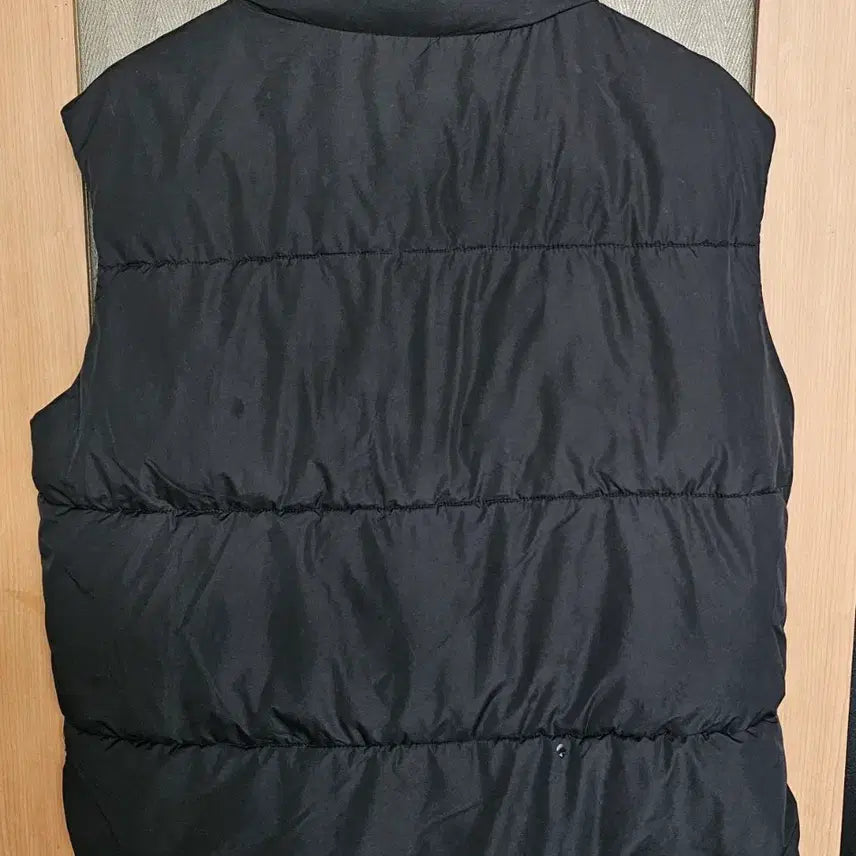 [BUNJANG] SPAO Black Loose Fit Padded Vest (M) / 스파오 루즈핏 패딩 조끼 블랙 M