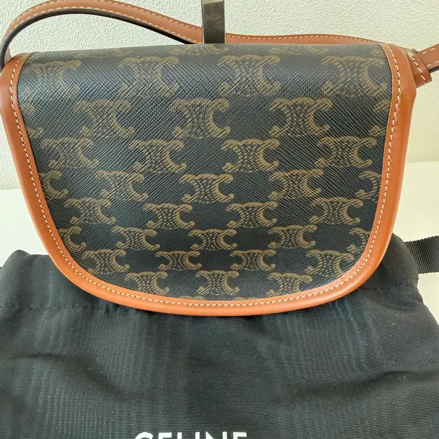 [BUNJANG] Celine Mini Besace Bag / 셀린느 미니 베사체