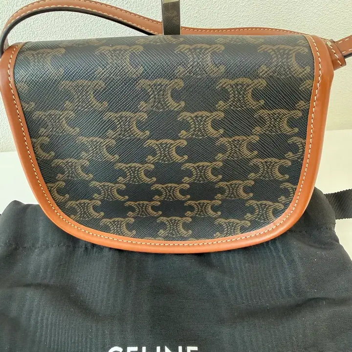 [BUNJANG] Celine Mini Besace Bag / 셀린느 미니 베사체