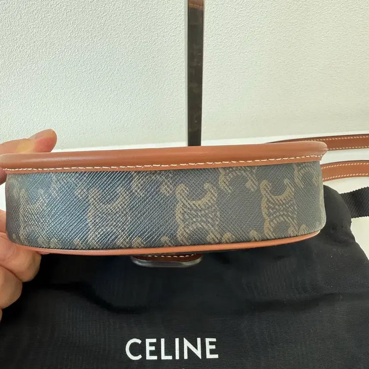 [BUNJANG] Celine Mini Besace Bag / 셀린느 미니 베사체