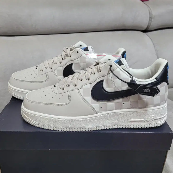 [SOLD OUT] [270(265)] 나이키 에어포스 1 '07 QS 르브론 제임스