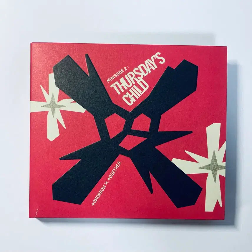 투모로우바이투게더 Thursday's Child 앨범