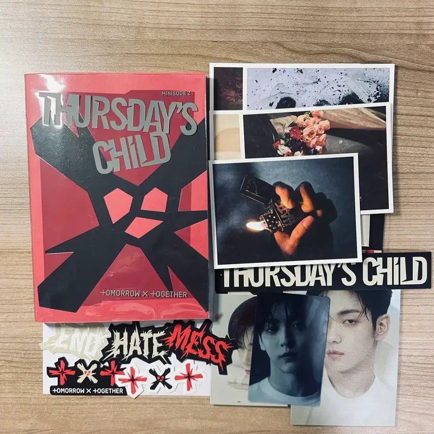 투모로우바이투게더 Thursday's Child 앨범
