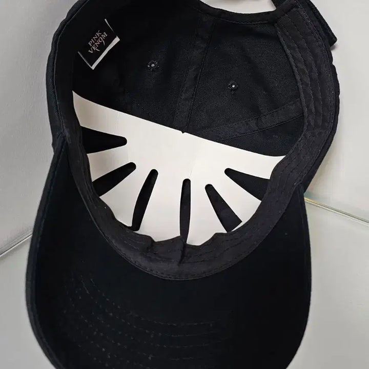 [SOLD OUT] 블랙핑크 2022 서울콘 MD 볼 캡 팝니다.