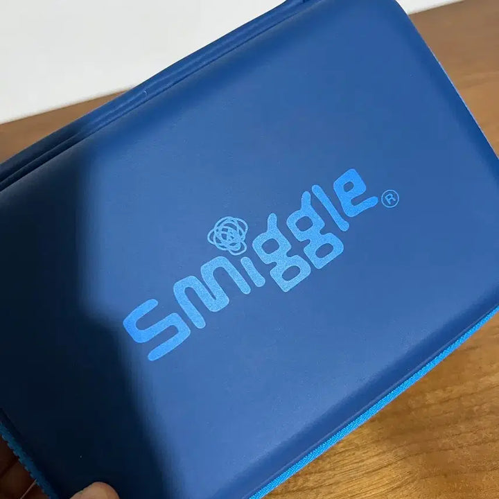 [BUNJANG] Smiggle Calculator Pencil Case / 스미글 계산기 필통 블루 게임기