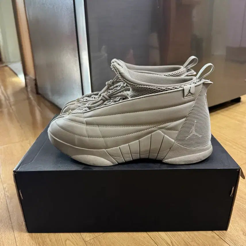 [BUNJANG] Billie Eilish Jordan 15 Retro SP Beige (Size 270CM) / 조던 15 x 빌리 아일리시 레트로 SP 베이지 270CM