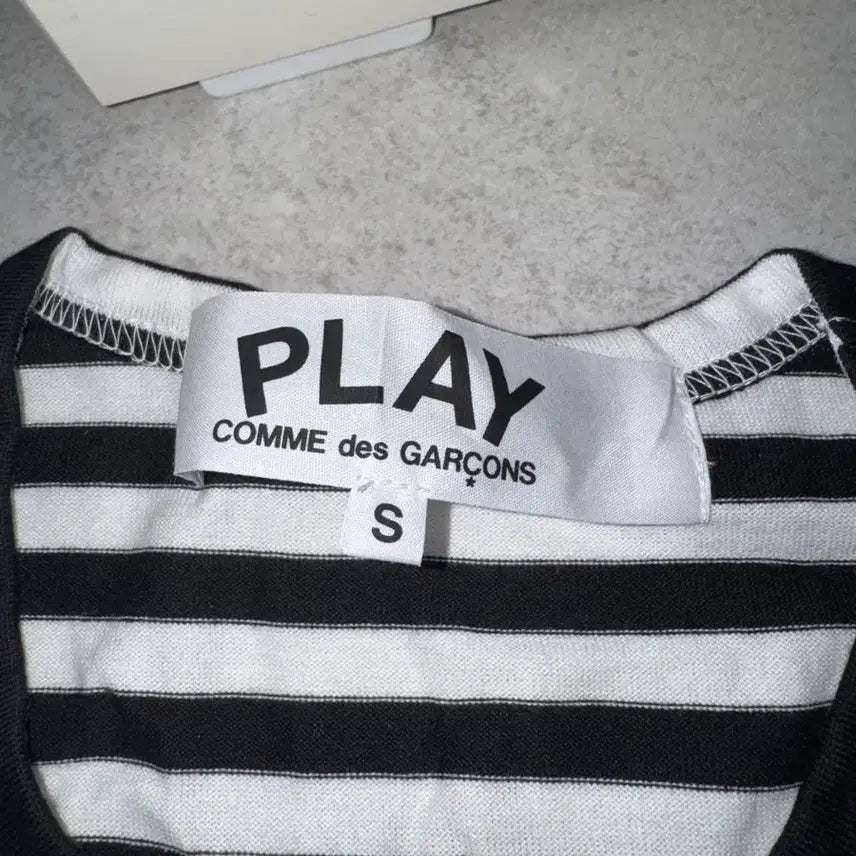 [BUNJANG] Comme des Garcons Stripe Long Sleeve T-shirt (Black/White) / 꼼데가르송 스트라이프 롱슬리브 티셔츠 블랙 화이트