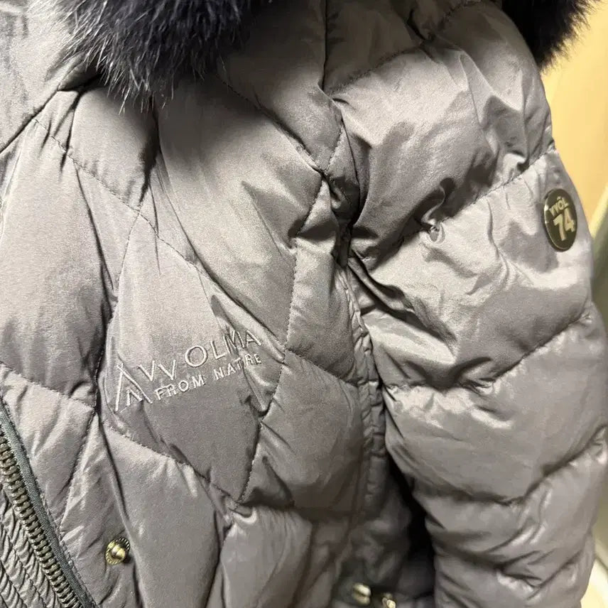 [BUNJANG] VV Olivia Women's Long Down Jacket / VV Olivia 여성 롱패딩 90
