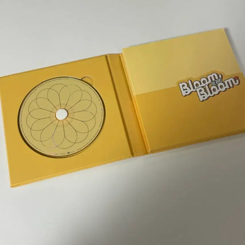 더보이즈 Bloom Bloom 블룸블룸 싸인 앨범