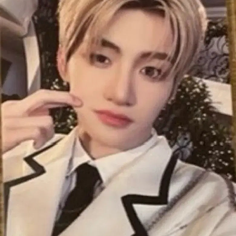 TWS 투어스 지훈 뮤직코리아 럭드 3차 팝니다.