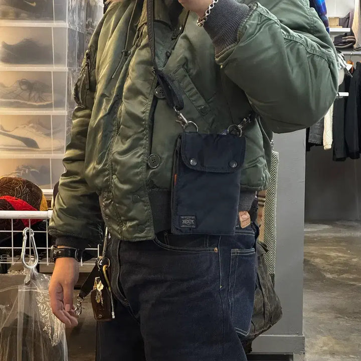 [BUNJANG] Porter Yoshida Tanker Travel Case Shoulder Bag (Black) / 요시다 포터 탱커 트래블 케이스 숄더백 (OS) 블랙