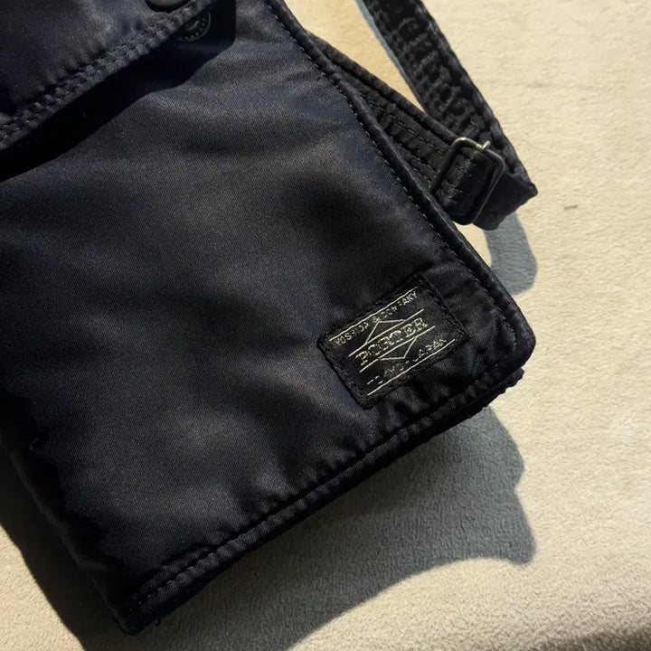 [BUNJANG] Porter Yoshida Tanker Travel Case Shoulder Bag (Black) / 요시다 포터 탱커 트래블 케이스 숄더백 (OS) 블랙