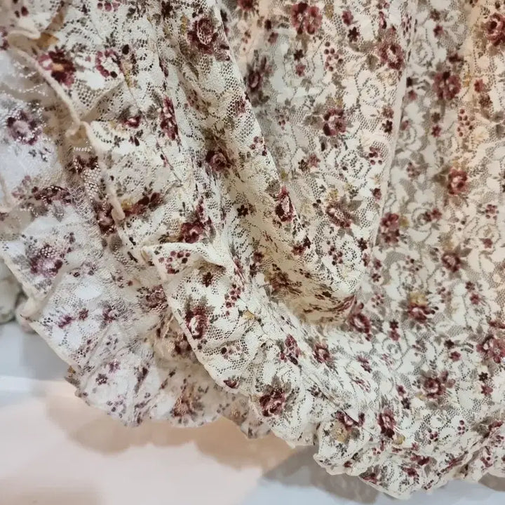 [BUNJANG] Liz Lisa Lace Flower Dress / Liz Lisa리즈리사고전 레이스 플라워원피스