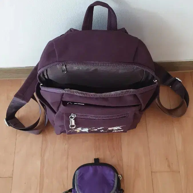 [BUNJANG] FALUONI Backpack and Crossbody Bag Set / FALUONI 백팩과 크로스백 세트입니다자수 장식이 예쁜