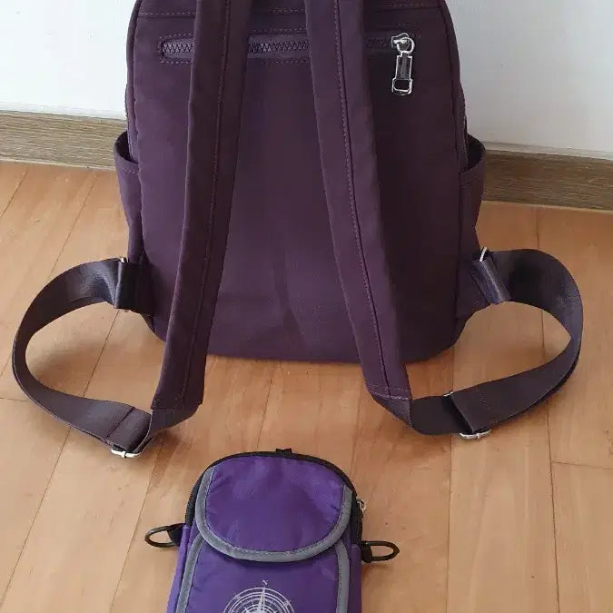 [BUNJANG] FALUONI Backpack and Crossbody Bag Set / FALUONI 백팩과 크로스백 세트입니다자수 장식이 예쁜