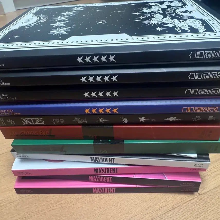 Straykids skz 스트레이키즈 스키즈 스키주 지니렛 현진 일괄