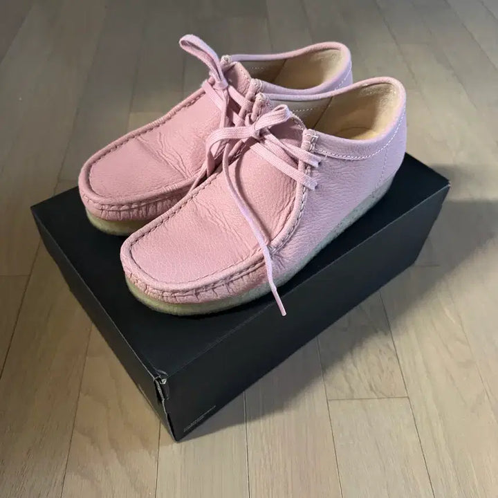 [BUNJANG] 6UK Clarks Wallabee Pink / [6UK]슈프림x클락스 왈라비 핑크