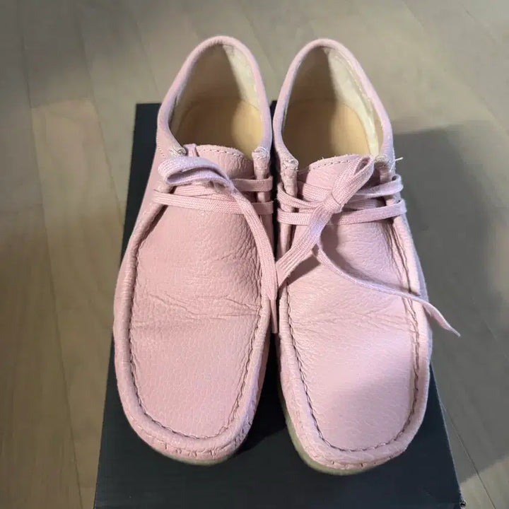 [BUNJANG] 6UK Clarks Wallabee Pink / [6UK]슈프림x클락스 왈라비 핑크