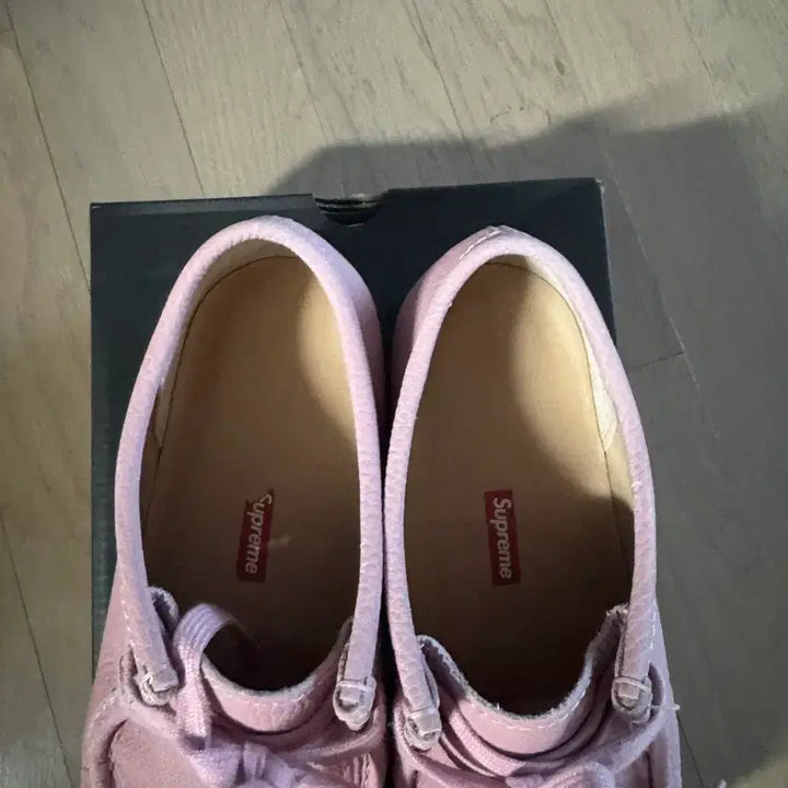 [BUNJANG] 6UK Clarks Wallabee Pink / [6UK]슈프림x클락스 왈라비 핑크