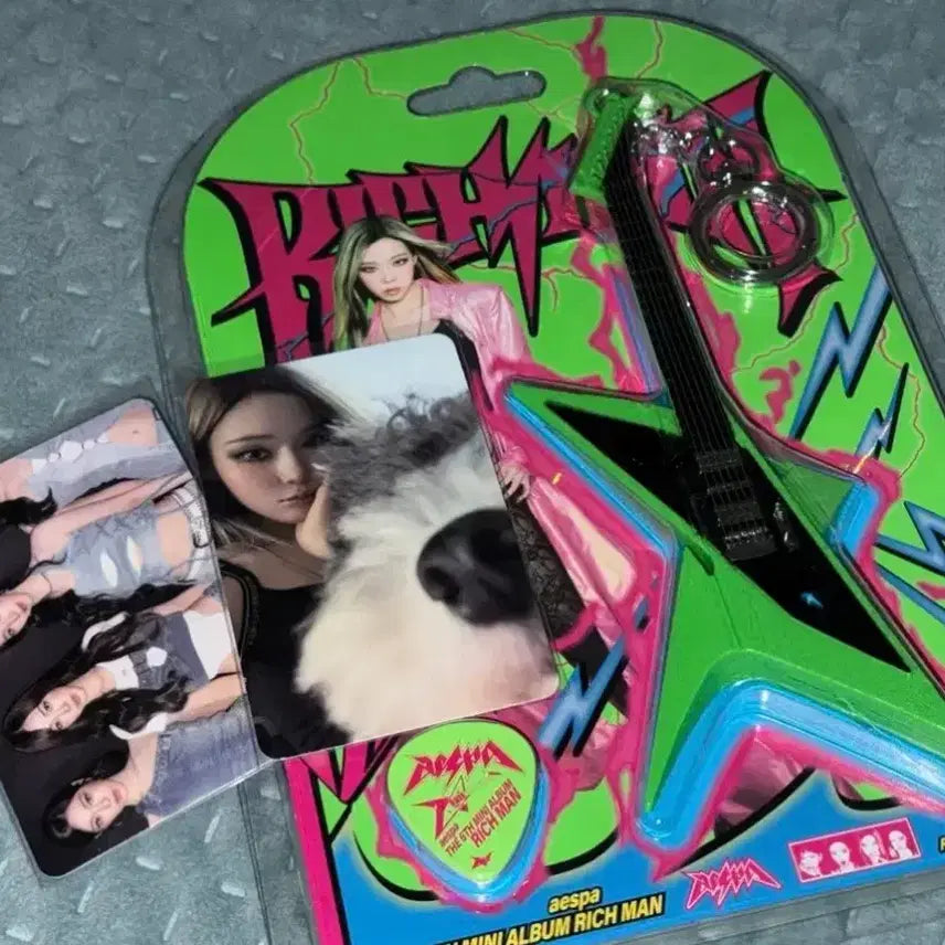 일괄] 윈터 에스파 리치맨 기타 키링 앨범 직직이