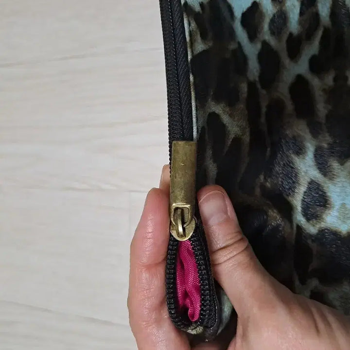 [BUNJANG] Leopard Print Clutch / 호피 클러치