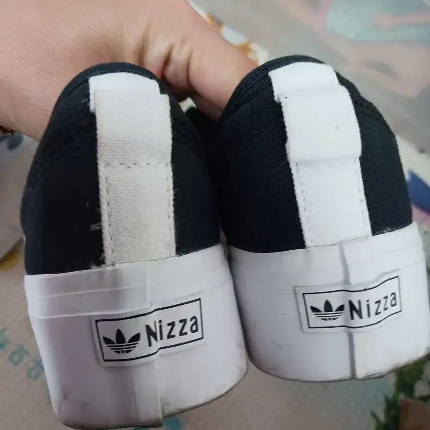 [BUNJANG] Nike & Adidas Sneakers 225 Bundle / 나이키 아디다스 운동화 225  두켤래