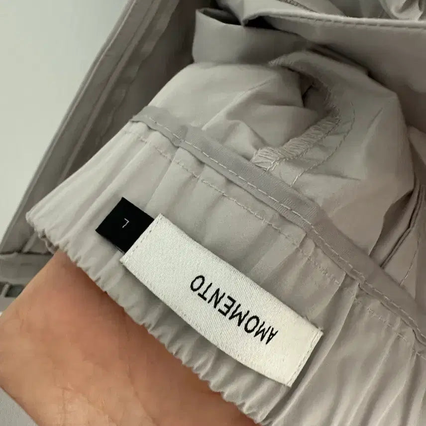 [BUNJANG] AMOMENTO Drawstring Pants L / 아모멘토 드로우스트링 팬츠 L