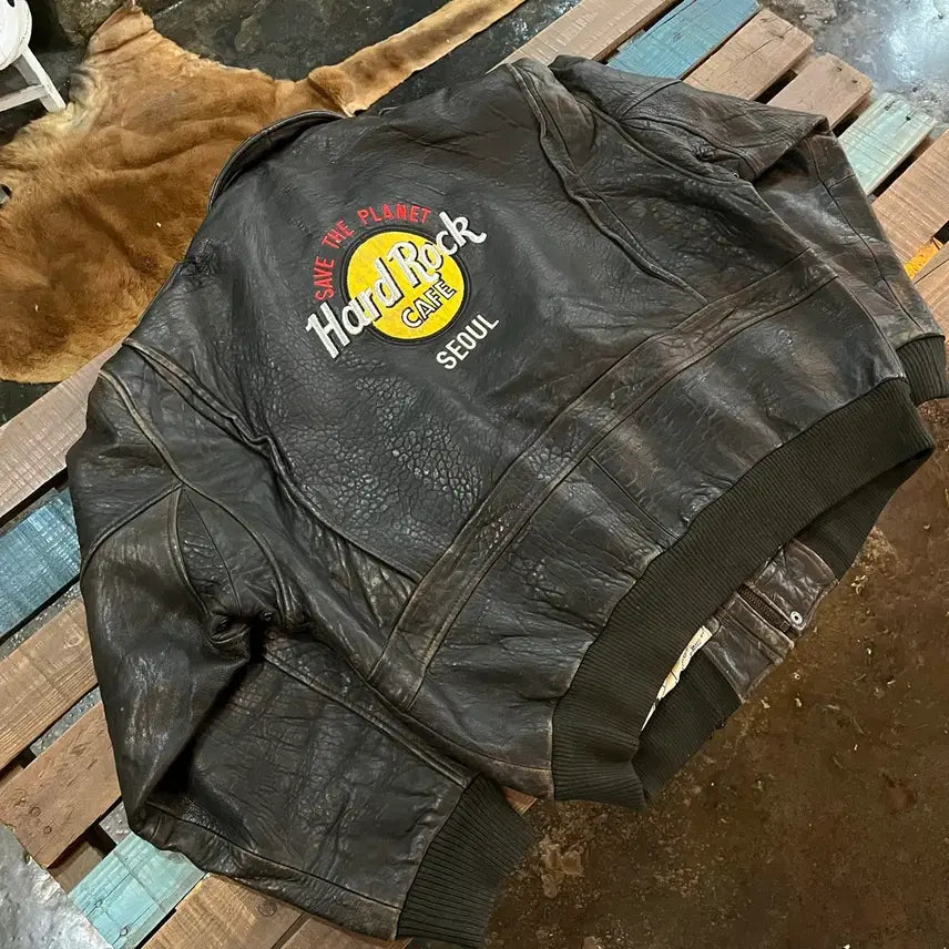 [BUNJANG] Hard Rock Cafe Seoul A2 Flight Jacket / 90s 하드락카페 서울 가죽 A2 플라이트 자켓 Made in Korea