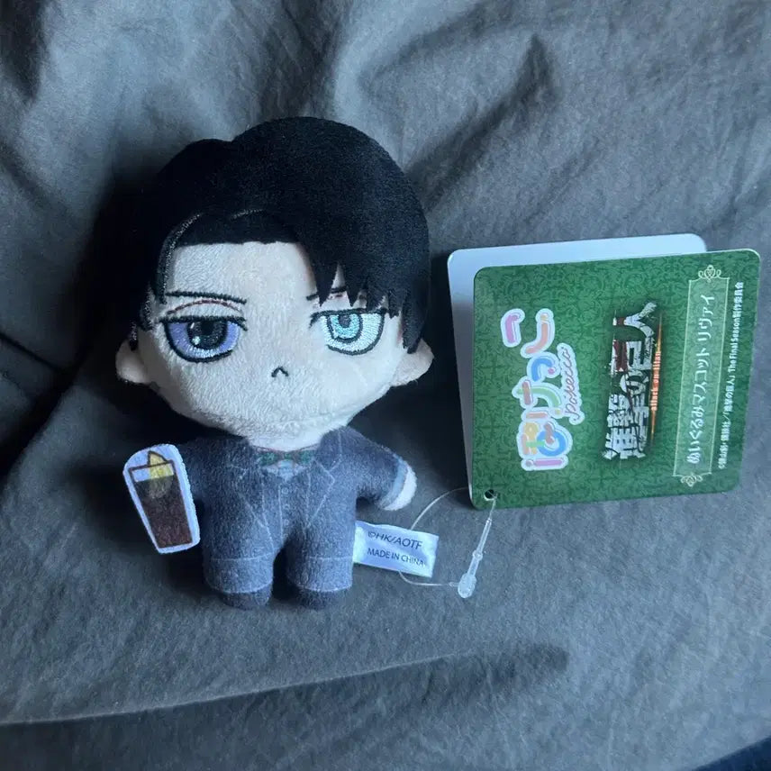 [BUNJANG] Attack on Titan Levi HUB Pub Collaboration Plush Doll / 진격의거인 진격거 리바이 HUB 펍 콜라보 봉제인형 누이