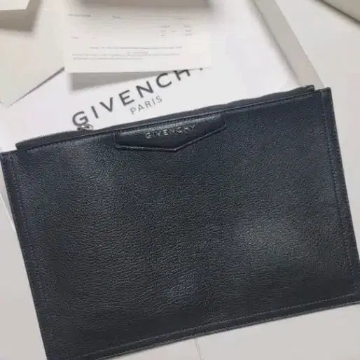 [BUNJANG] Givenchy Antigona Medium Clutch / 지방시 안티고나 미디움클러치 (정품)