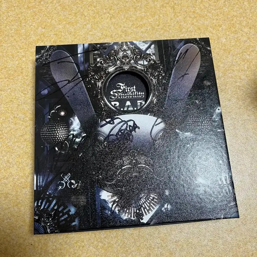 비에이피 BAP First Sensibility 친필싸인앨범