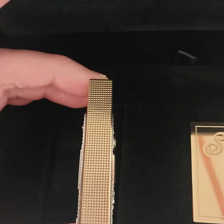 [BUNJANG] Dupont Limited Edition Hotel Particulier Gold Lighter / [새상품,한정판] 듀퐁라이터 리미티드 에디션 호텔 파티큘리에 금장 쌍불