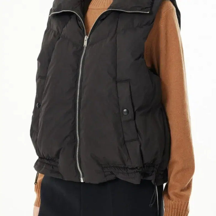 [BUNJANG] VOV Convertible Collar Goose Down Padded Vest / [새상품]보브(VOV) 컨버터블 카라 구스패딩 베스트