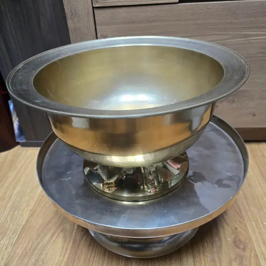 [BUNJANG] Miscellaneous Yuragi Bangzza Brass Tableware Set / 놋그릇)유기방짜 놋밥상 + 놋불기