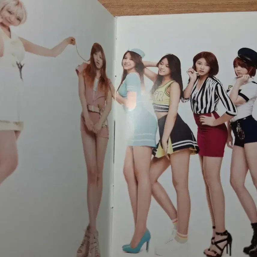 AOA 단발머리 1st 미니 싸인앨범+ 지민 포토카드