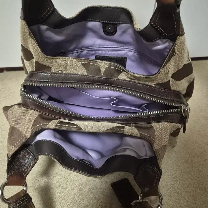 [BUNJANG] Shoulder Bag (Unused) / 코치숄더백(미사용)