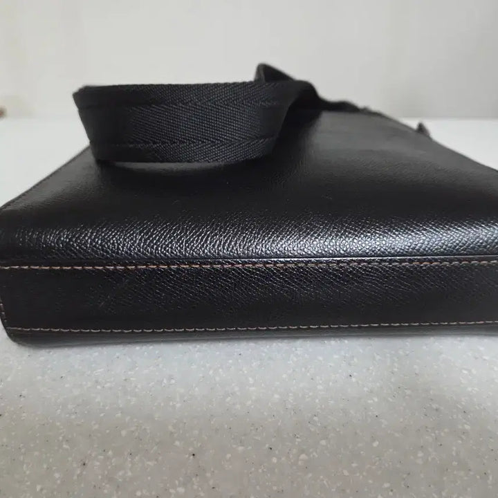 [BUNJANG] Daks Men's Black Leather Handbag / 남자 닥스 가방