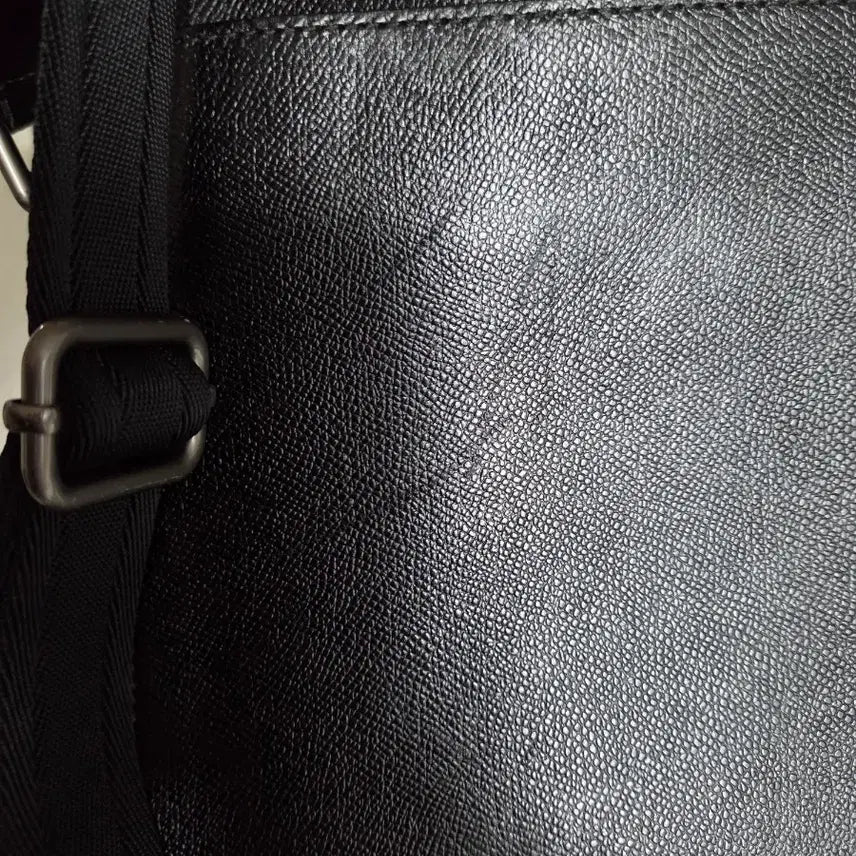 [BUNJANG] Daks Men's Black Leather Handbag / 남자 닥스 가방