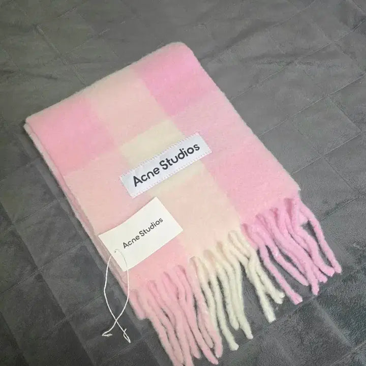 [BUNJANG] Acne Studios 25FW Mohair Wool Check Scarf Candy Pink / 아크네스튜디오 25fw 모헤어 울 체크 머플러 목도리 캔디핑크 화이트